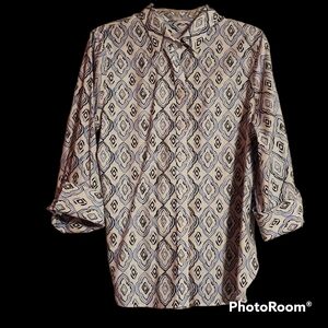 CHICOS Stylish Geometric Patterned Womens Shirt No Iron Like New Worn Once